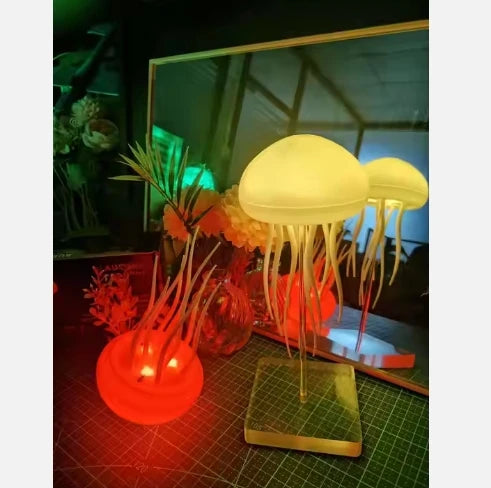 GlowJelly™ – The Mesmerizing Jellyfish Night Light