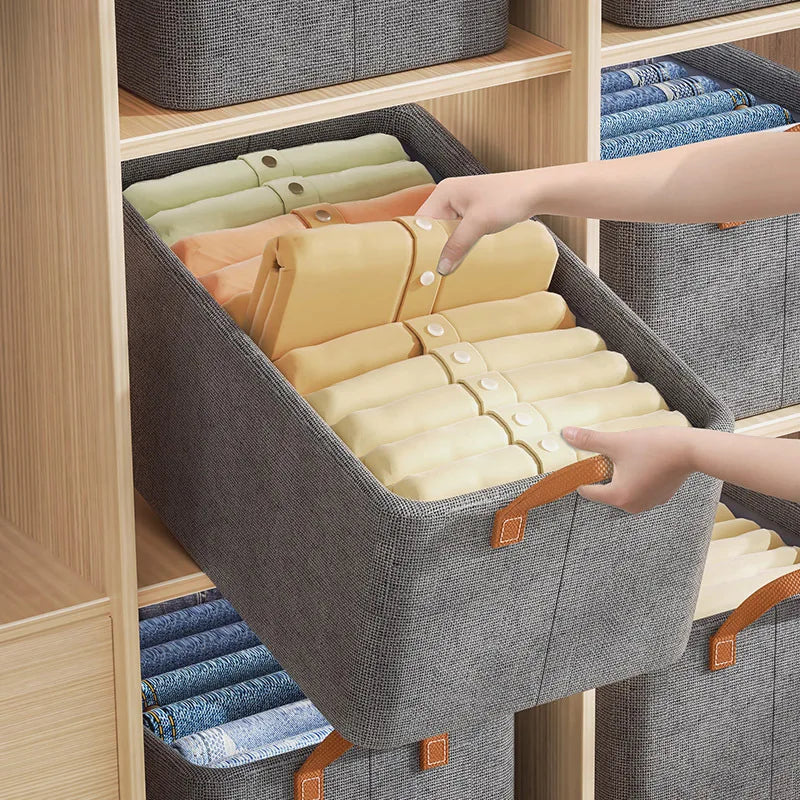 ClosetMate™ – The Ultimate Foldable Clothes Organizer