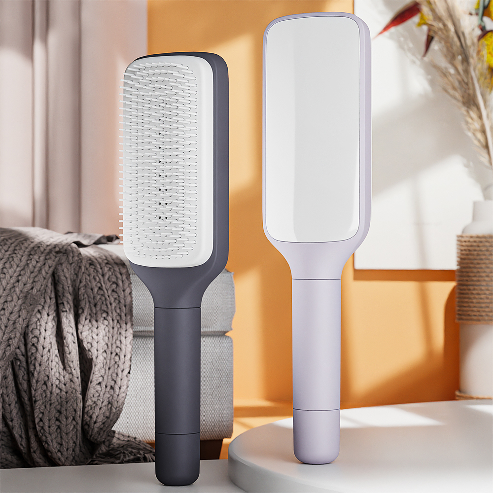 BristleEase™ – The Brush That Cleans Itself! 💆♀️